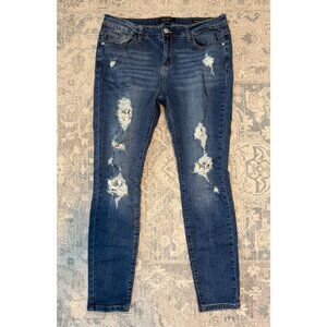 Judy Blue Women's Skinny Fit Mid Rise Distressed Denim Jeans Size 13 Stretch